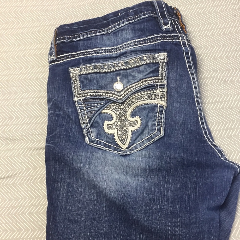 Buckle jeans